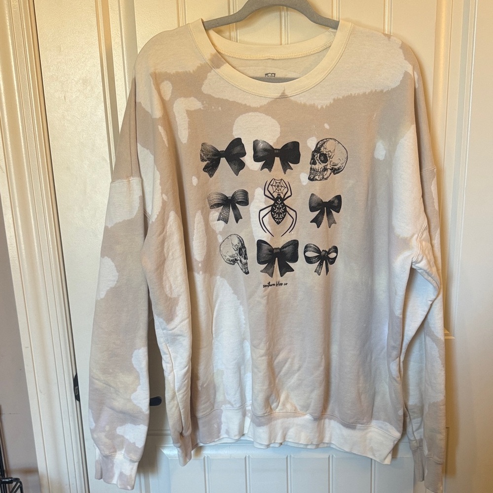 Southern Bliss Halloween Graphic Beige Sweater